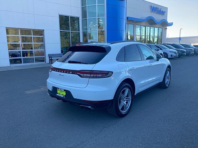 2021 Porsche Macan Unknown