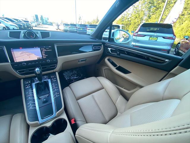 2021 Porsche Macan Unknown