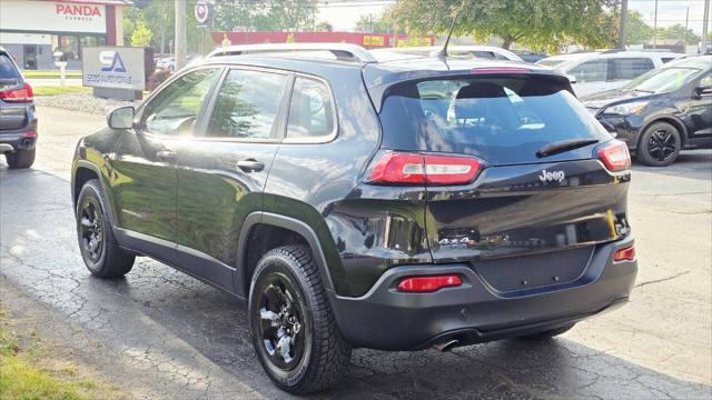 2015 Jeep Cherokee Sport