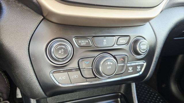 2015 Jeep Cherokee Sport