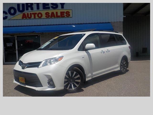 2018 Toyota Sienna XLE 7-Passenger for sale in Cottonwood, AZ