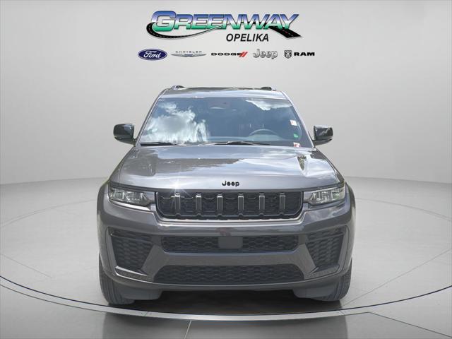 2026 Jeep Grand Cherokee GRAND CHEROKEE L LAREDO ALTITUDE 4X2