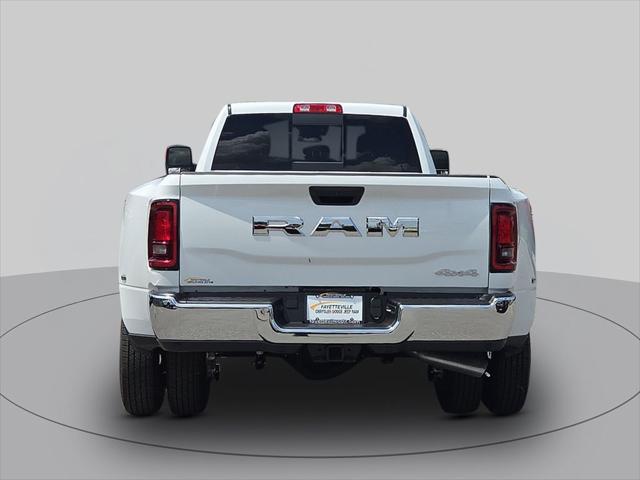 2026 RAM Ram 3500 RAM 3500 TRADESMAN CREW CAB 4X4 8 BOX