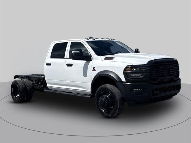 2026 RAM 5500 Chassis RAM 5500 TRADESMAN CHASSIS CREW CAB 4X4 60 CA