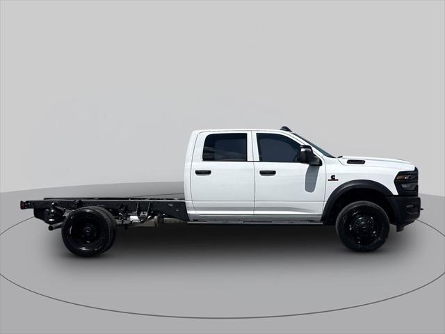 2026 RAM 5500 Chassis RAM 5500 TRADESMAN CHASSIS CREW CAB 4X4 60 CA