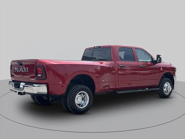 2026 RAM Ram 3500 RAM 3500 TRADESMAN CREW CAB 4X4 8 BOX