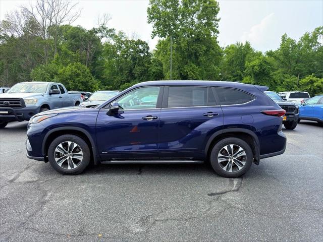 2025 Toyota Highlander Hybrid XLE 2025 Toyota Highlander Hybrid XLE