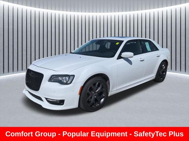 2023 Chrysler 300 Touring-L