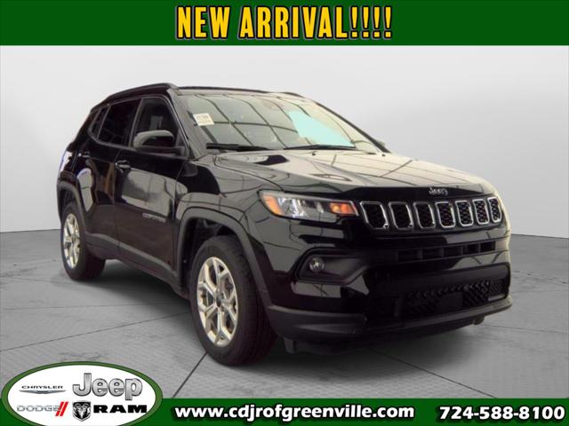 2025 Jeep Compass Latitude 4x4 2025 Jeep Compass Latitude 4x4