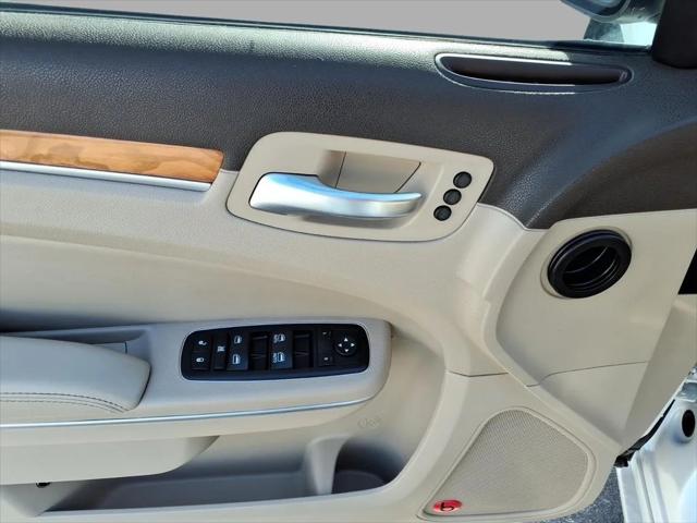 2012 Chrysler 300 C