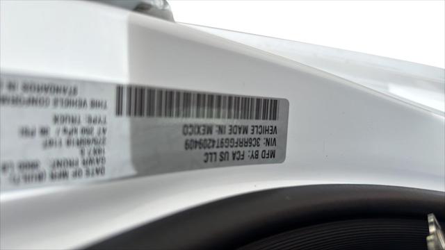 2026 Ram 1500 Tradesman Crew Cab 4x4 57 Box
