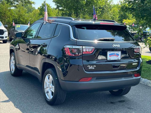 2022 Jeep Compass Latitude 4x4 2022 Jeep Compass Latitude 4x4