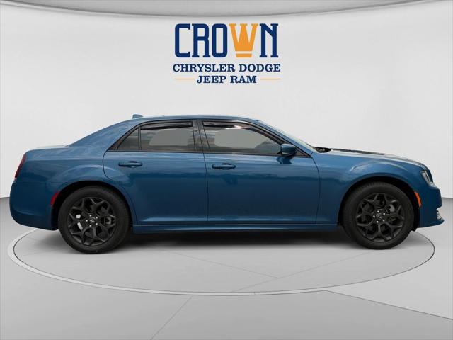 2023 Chrysler 300 Touring L AWD 2023 Chrysler 300 Touring L AWD
