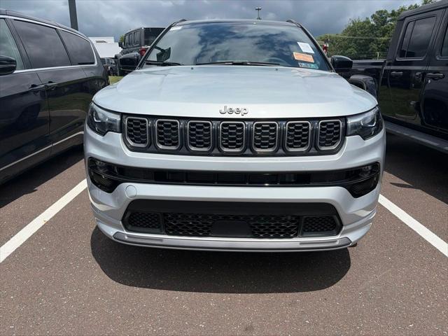 2025 Jeep Compass Limited 4x4 2025 Jeep Compass Limited 4x4