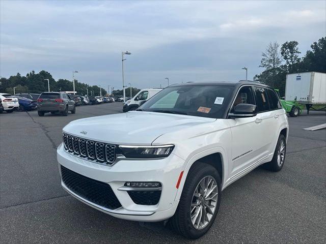 2025 Jeep Grand Cherokee Summit 4x4 2025 Jeep Grand Cherokee Summit 4x4