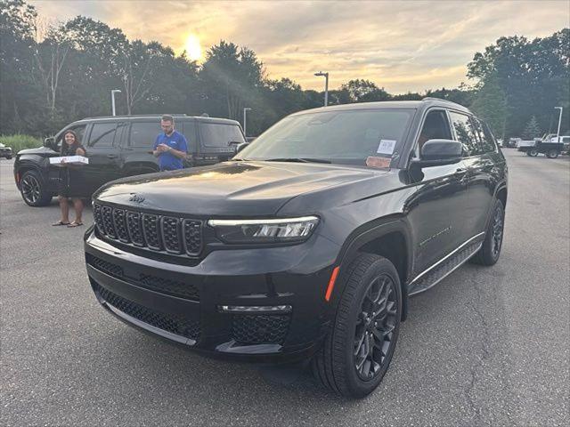 2025 Jeep Grand Cherokee L Summit Reserve 4x4 2025 Jeep Grand Cherokee L Summit Reserve 4x4