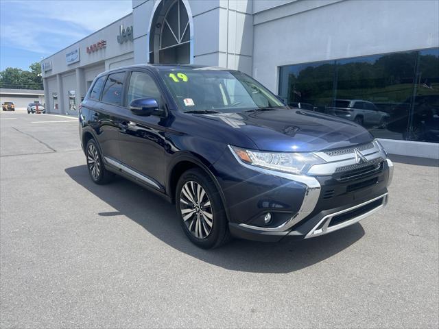 2019 Mitsubishi Outlander SE for sale in State College, PA