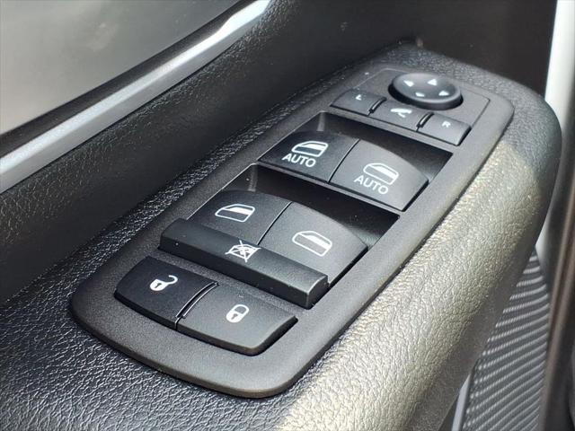 2023 Ram 1500 Big Horn Crew Cab 4x4 57 Box