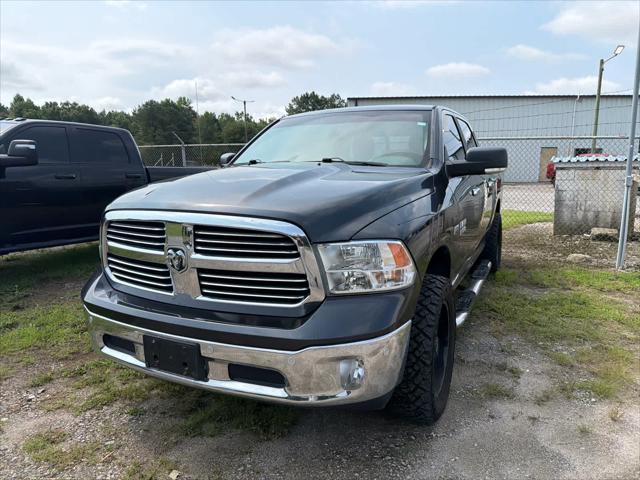 2017 RAM 1500 Big Horn Crew Cab 4x4 57 Box 2017 RAM 1500 Big Horn Crew Cab 4x4 57 Box