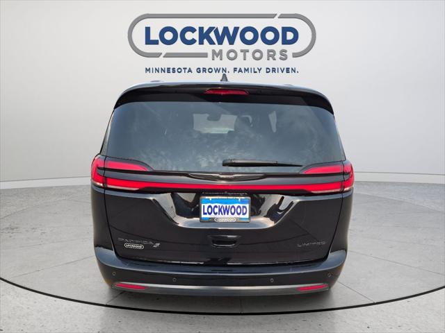 2025 Chrysler Pacifica Limited