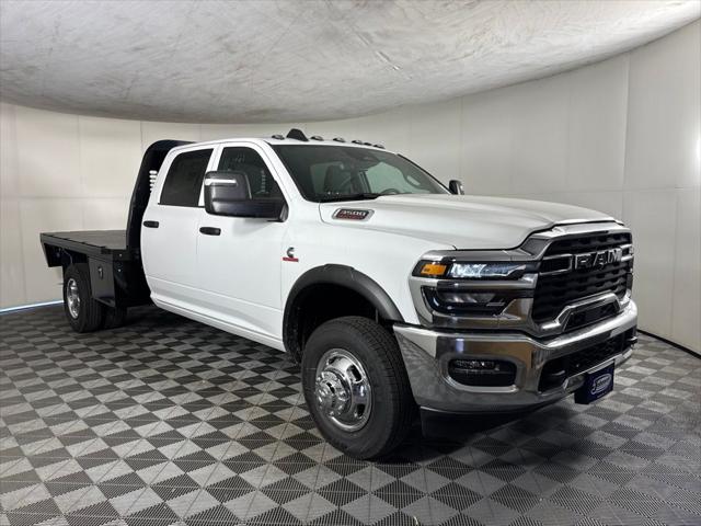2026 RAM 3500 Chassis RAM 3500 TRADESMAN CREW CAB CHASSIS 4X4 60 CA 2026 RAM 3500 Chassis RAM 3500 TRADESMAN CREW CAB CHASSIS 4X4 60 CA