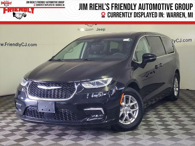 2024 Chrysler Pacifica Touring L for sale in Warren, MI