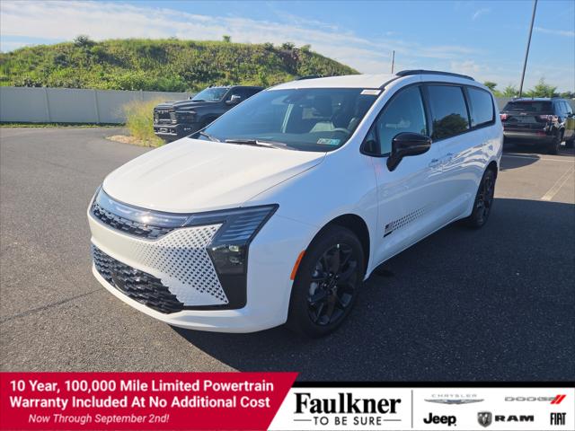 2027 Chrysler Pacifica Select for sale in Mechanicsburg, PA