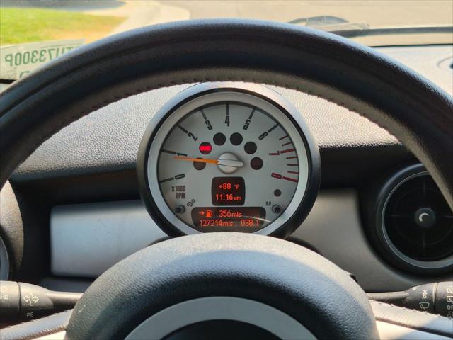 2009 MINI Cooper Base