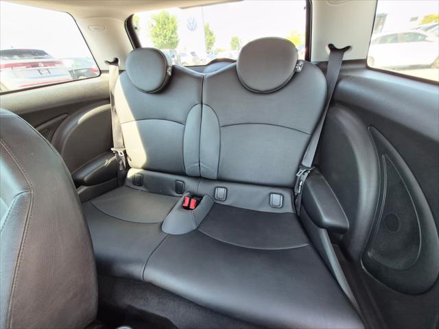 2009 MINI Cooper Base