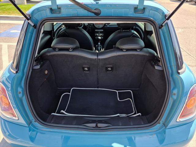 2009 MINI Cooper Base