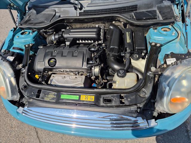 2009 MINI Cooper Base