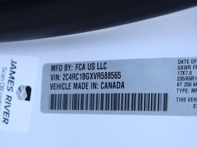 2027 Chrysler Pacifica Select