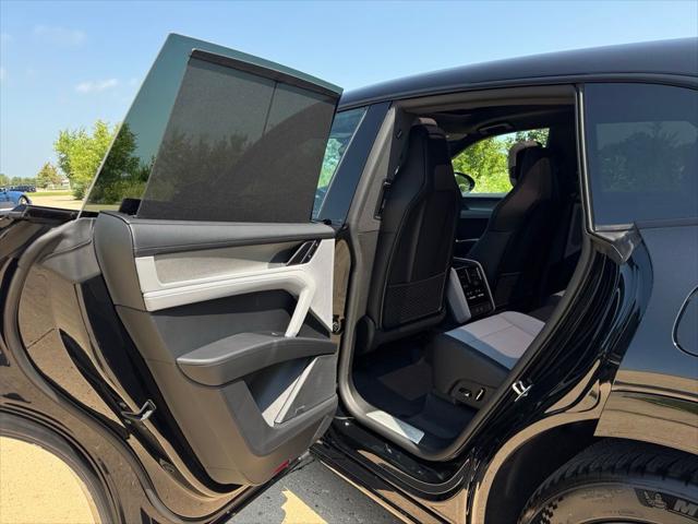 2026 Porsche Cayenne Unknown