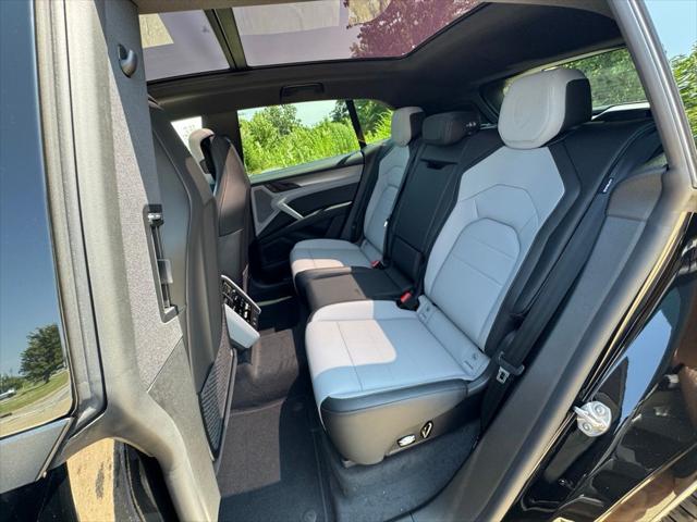2026 Porsche Cayenne Unknown