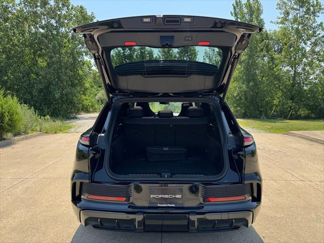 2026 Porsche Cayenne Unknown