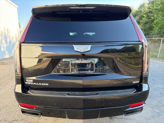 2021 Cadillac Escalade 4WD Sport