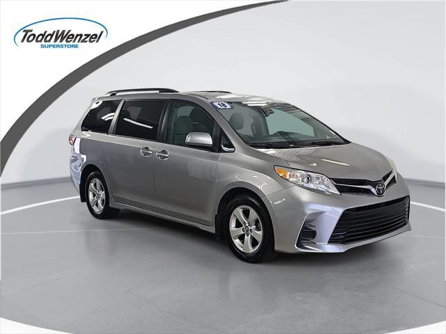 2018 Toyota Sienna LE 8 Passenger for sale in Hudsonville, MI