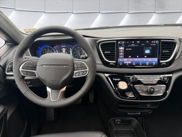 2027 Chrysler Pacifica LX