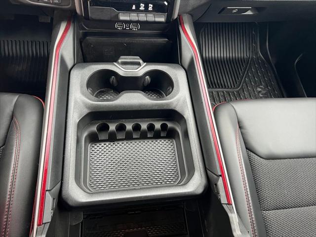 2025 Ram 1500 Rebel Crew Cab 4x4 5'7" Box