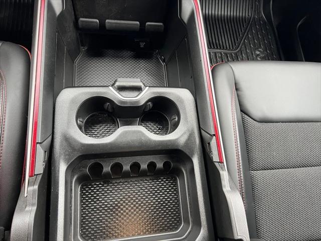 2025 Ram 1500 Rebel Crew Cab 4x4 5'7" Box