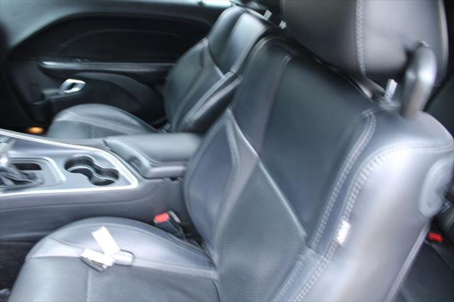 2018 Dodge Challenger SXT Plus
