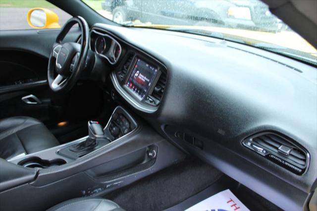 2018 Dodge Challenger SXT Plus