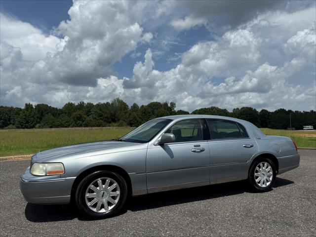 2006 Lincoln Town Car Signature Limited for sale in Hamilton, AL
