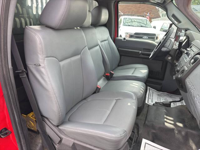 2016 Ford F-350 XL 4x4 2dr Regular Cab 141 in. WB DRW Chassis