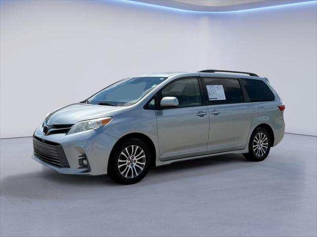 2019 Toyota Sienna XLE 8-Passenger for sale in Alcoa, TN