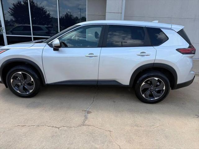 2025 Nissan Rogue SV FWD for sale in Paris, TX