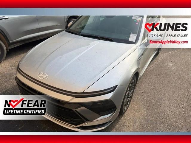 2025 Hyundai Sonata Hybrid SEL for sale in Apple Valley, MN