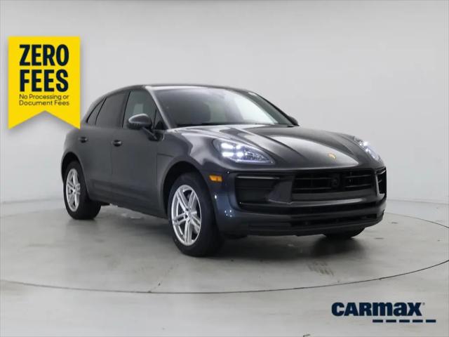 2023 Porsche Macan T for sale in Smithtown, NY