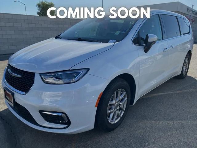 2023 Chrysler Pacifica Touring L for sale in Indio, CA
