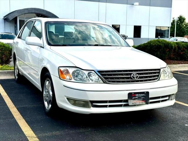 2004 Toyota Avalon XL for sale in Naperville, IL